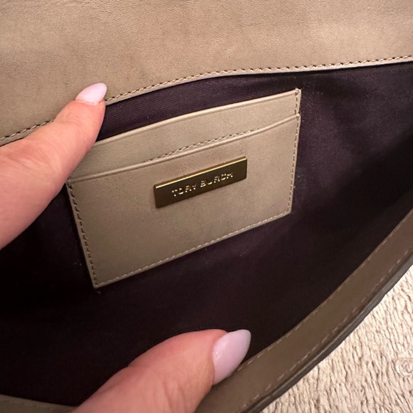 Tory Burch soft leather clutch - Picture 3 of 5